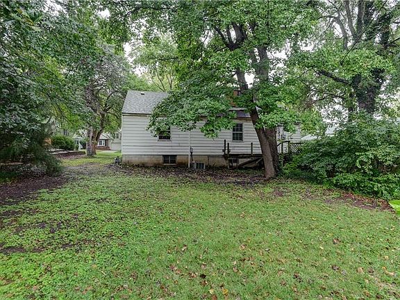 5th image of 2305 W 73rd St