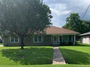 7091 Terrell St, Groves, TX 77619