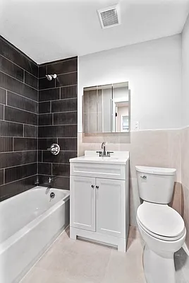 Rented by Compass | media 21