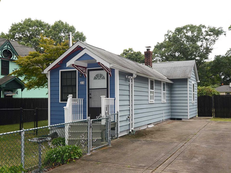 1st image of 23 Oakdale Ave