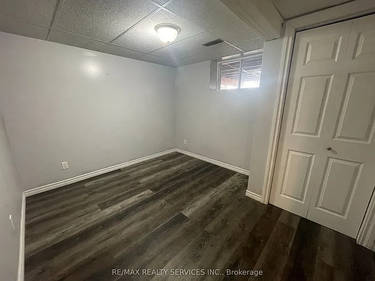 109 River Rd — Photo 12