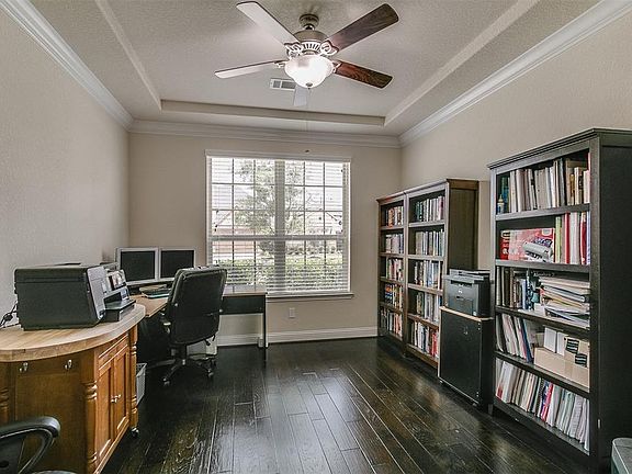 3rd image of 27815 Hunters Rock Ln
