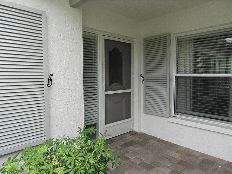 3010 Ringwood Mdw #6 — Photo 2