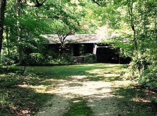 185 Louisiana Cir, University Of The South, TN 37375