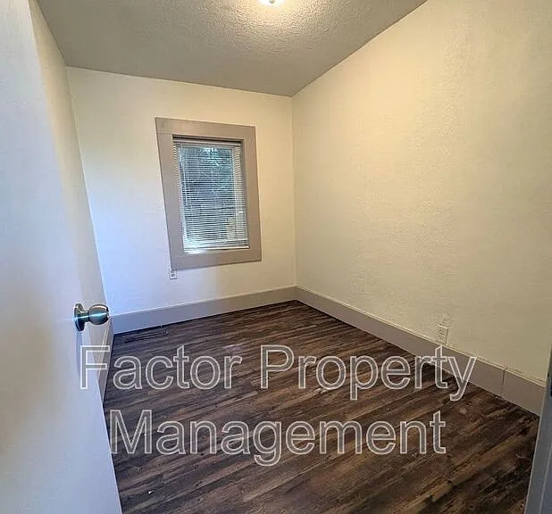 103 Locust St #1 — Photo 10