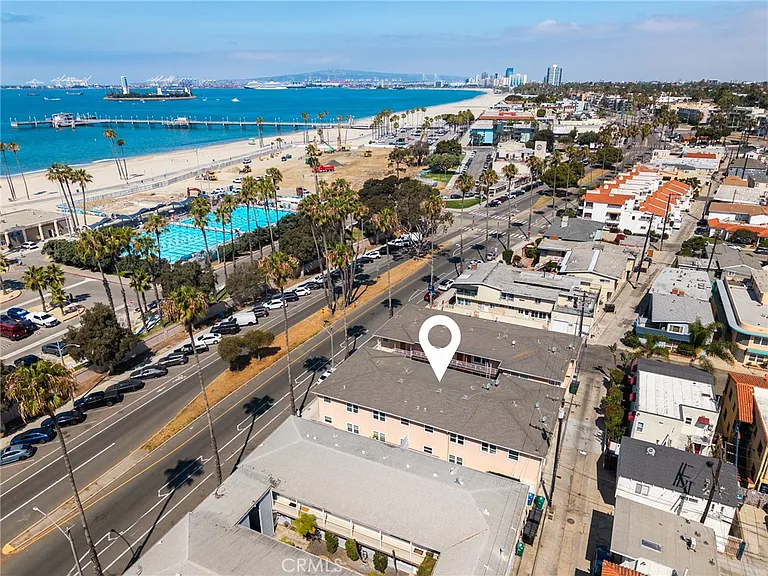 4401 E Ocean Blvd — Photo 16