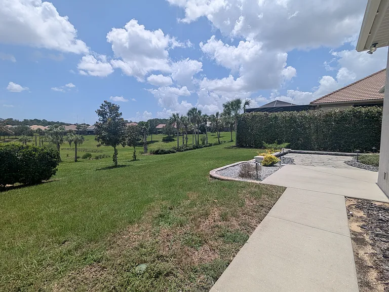 760 N Hunt Club Dr — Photo 35