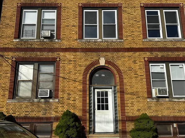 35-37 East 19th Street image 1 of 8