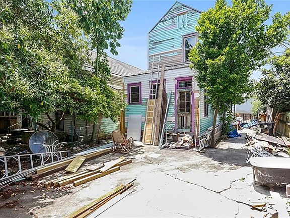 5th image of 927 Franklin Ave