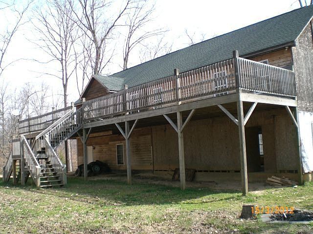 2nd image of 383 Aspen Ln