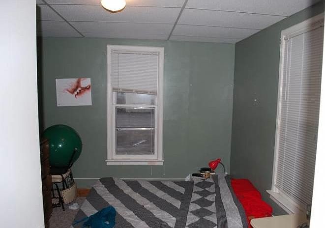 2nd image of 1112 6th St APT 2