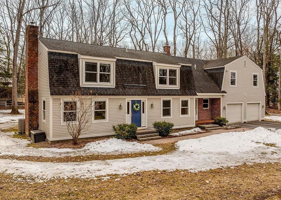 1st image of 66 Oak Ridge Road