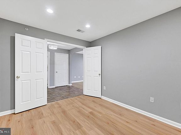 5th image of 4500 Chaucer Way Unit 403