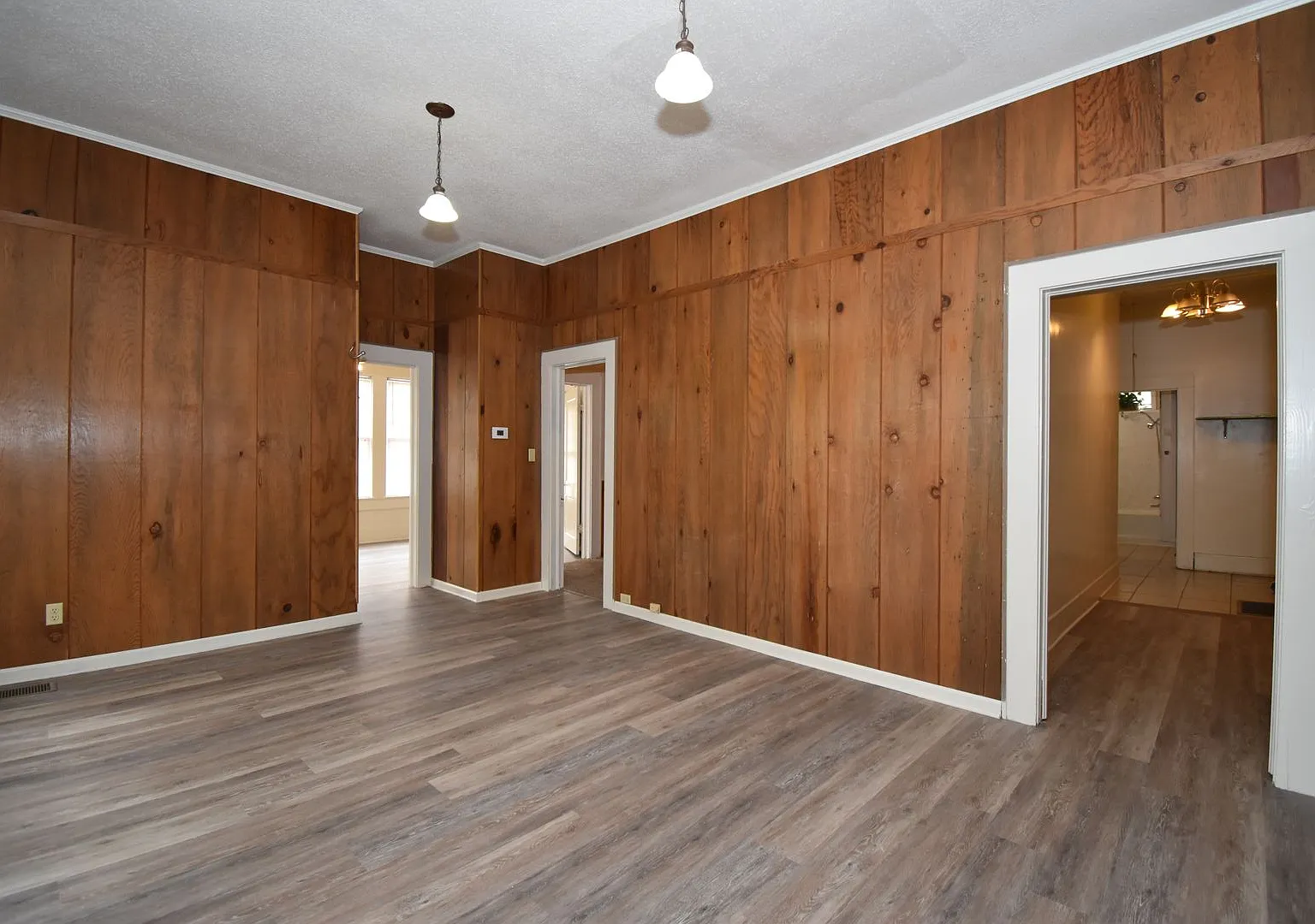 615 South Vienna St. — Photo 3