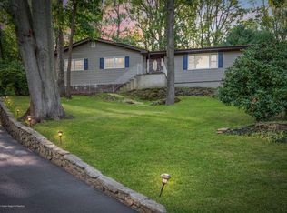 9 Galewood Dr, Holmdel, NJ