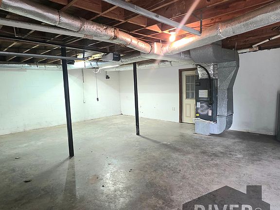 5th image of 1233 Ridge Dr