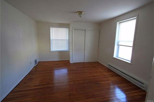 1st image of 130 Maple Ave #6