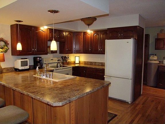 3rd image of 17 Saint Andrews Dr