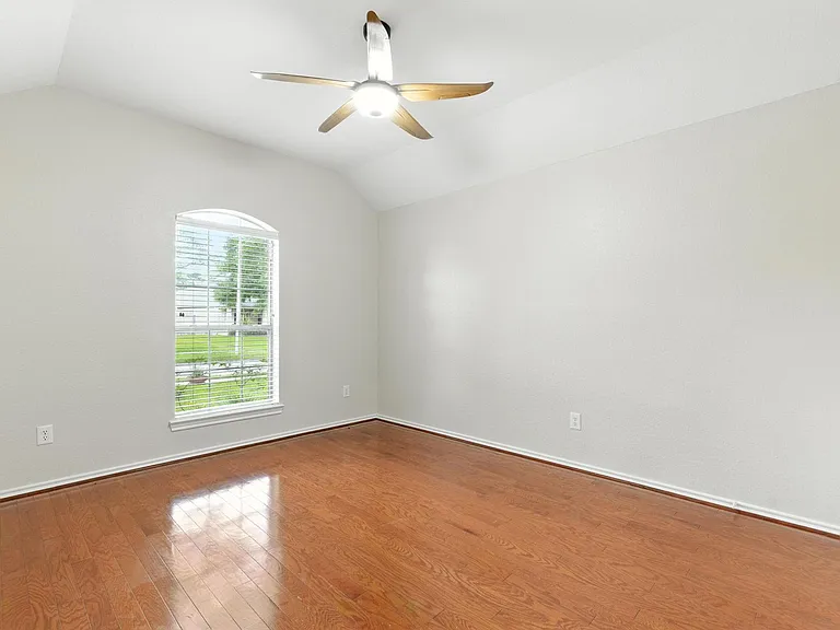28527 Connordale Ln — Photo 29