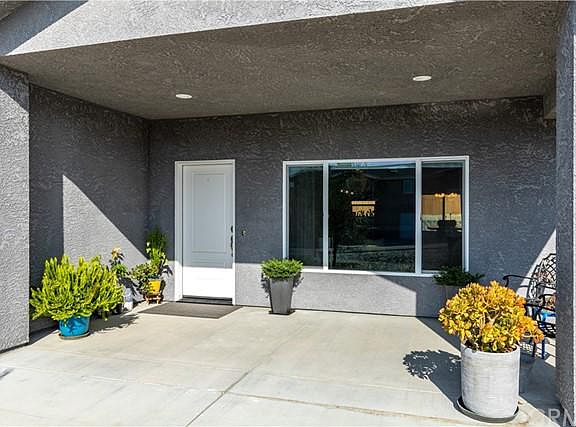 5th image of 3625 Lakeside Village Dr