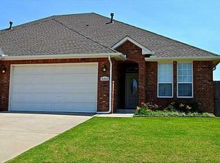 4451 N Richland Rd, Yukon, OK 73099