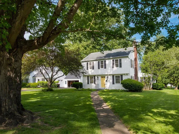 88 N 33rd St, Newark, OH 43055