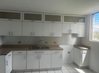 Paseo Rio Hondo I J 6 J 6, Toa Baja, PR 00949