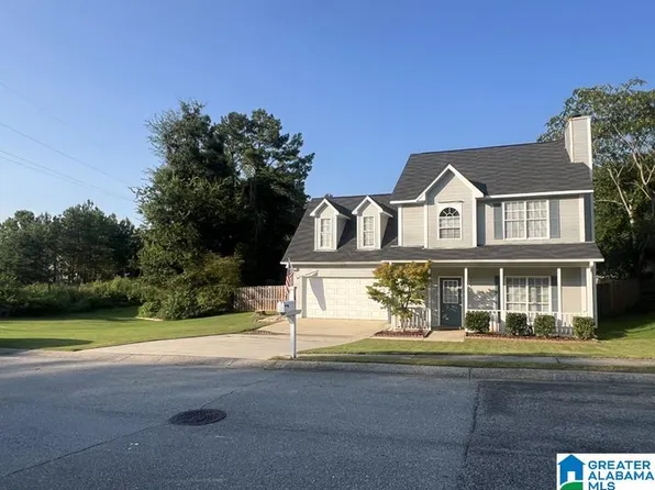 166 Saint Charles Dr, Helena, AL 35080