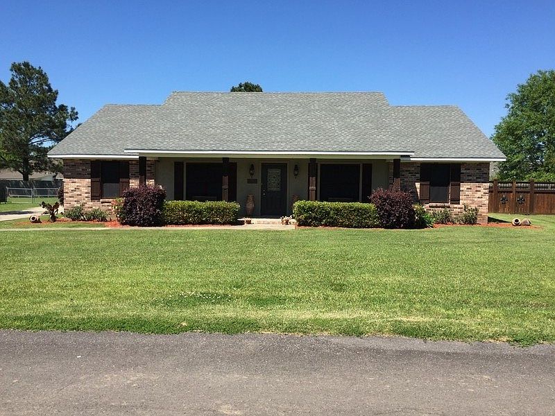 1st image of 165 Christie Lea Dr