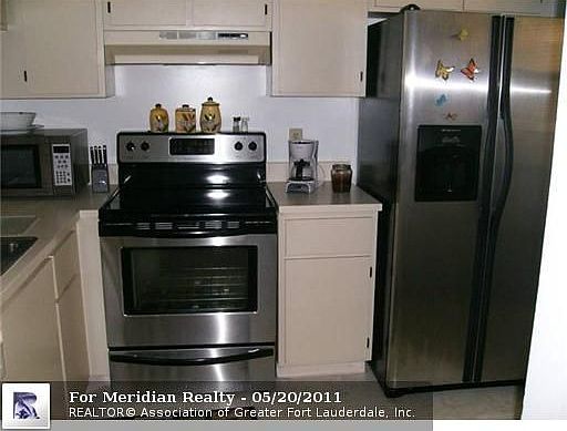 4th image of 1228 S Military Trl APT 2123