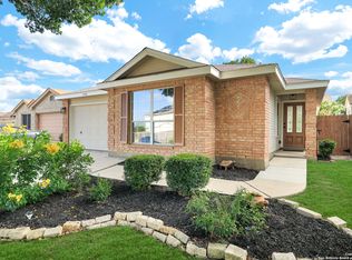 7142 Lynn Lake Dr, San Antonio, TX 78244