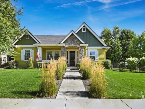 4068 E Timbersaw Dr, Boise, ID 83716