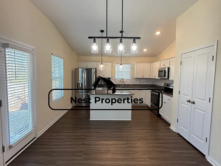 301 Ollivander Ln — Photo 4
