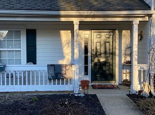 654 Lakeview Dr S, Grove City, OH