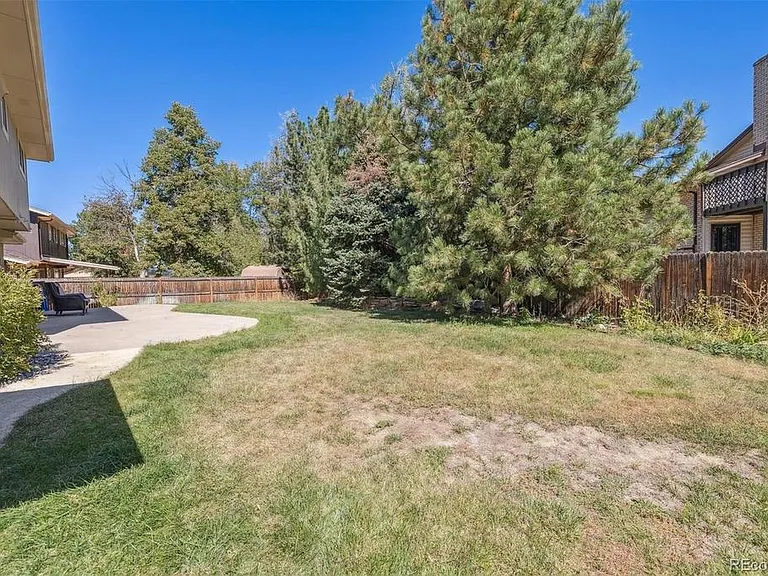 1424 S Lima St — Photo 17