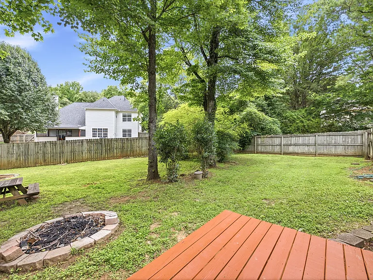 6330 N Glen Dr — Photo 38