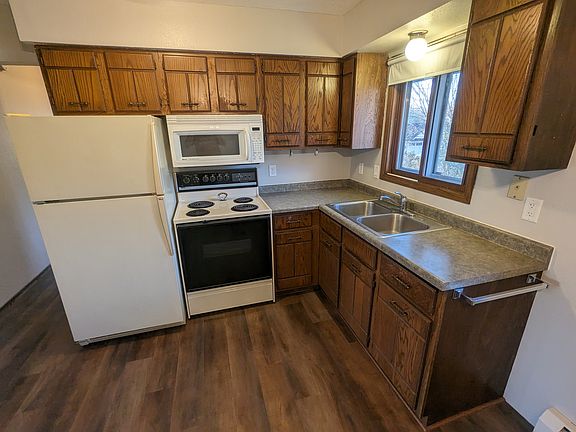 2nd image of 705 2nd Ave NE #1