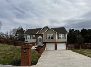 117 Oak Meadow Dr, Rock Spring, GA 30739