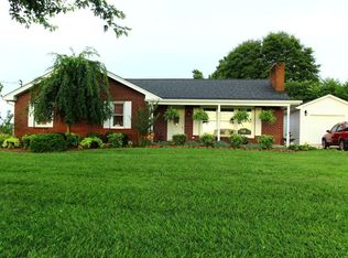 160 Hales Chapel Rd, Gray, TN 37615