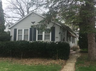 305 E 1st St, Spring Valley, IL 61362