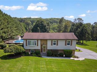 3618 Church St, Slatington, PA 18080