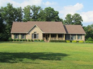 1383 Low Gap Rd, Sparta, TN 38583