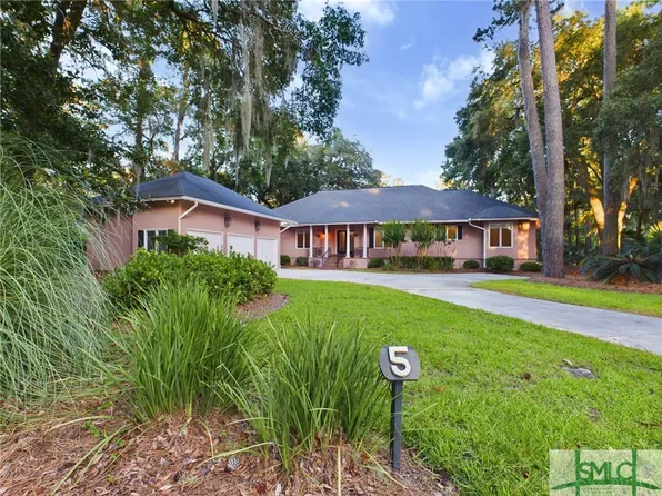 5 Cuthbert Lane, Savannah, GA 31411