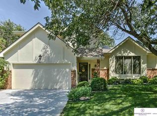 1423 N 154th St, Omaha, NE 68154