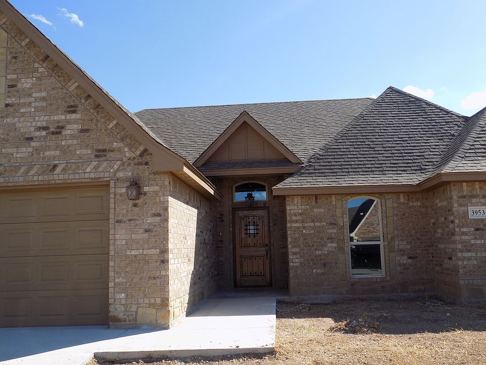 1st image of 3953 Caroline Ln