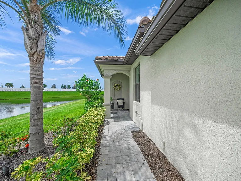 15982 Clear Skies Pl — Photo 6