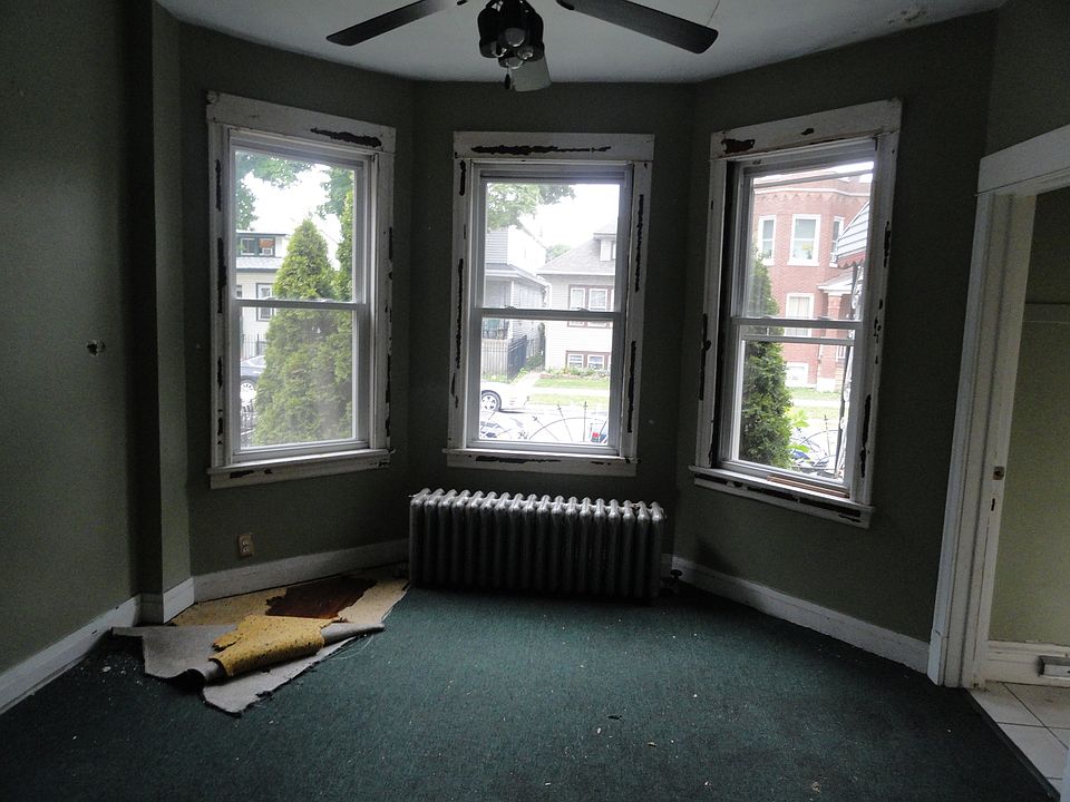 1st image of 2533 N Marmora Ave