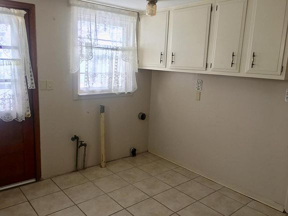 5th image of 1709 E C St