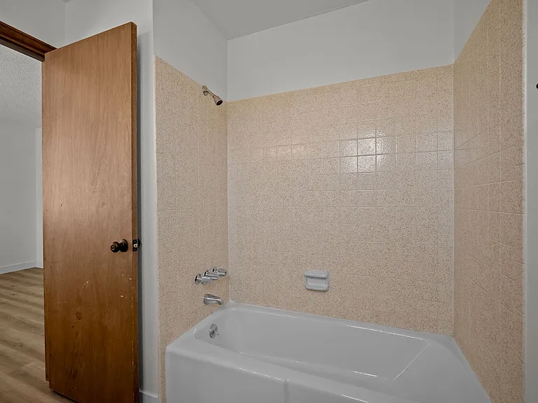 515 28th Rd #13 — Photo 19