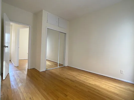 Rented by Oxford Property Group | media 7